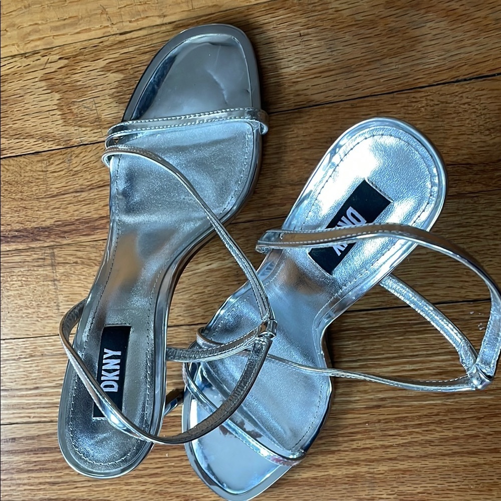 DKNY Silver Sandals with Crisscross Straps